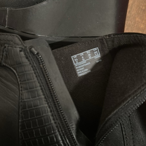 Clarks black leather wedge boots/ booties w/ zipper and buckle accent, 8 - Picture 6 of 7